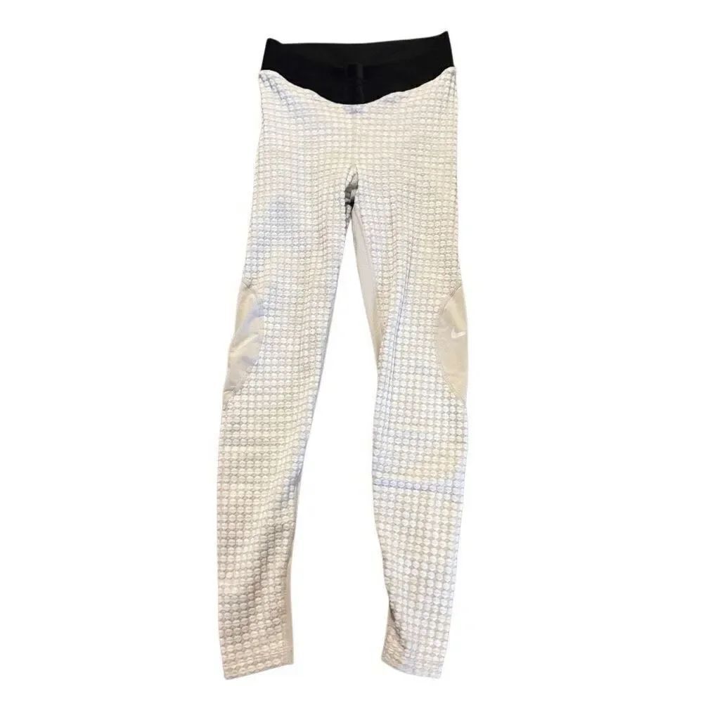 Nike pro hyper warm light beige leggings size medium